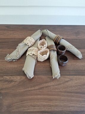 Vtg Set Of 8 Jute & Wood Napkin Rings & 4 Cloth 14 X 14 In Napkins Rustic Boho